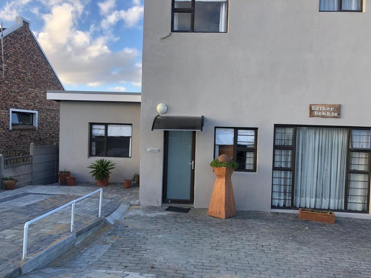 Suikerbekkie Apartment Struisbaai Ngoại thất bức ảnh