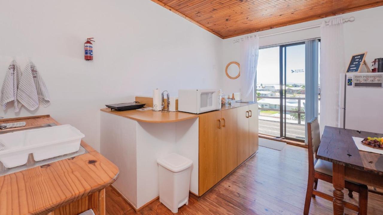 Suikerbekkie Apartment Struisbaai Ngoại thất bức ảnh